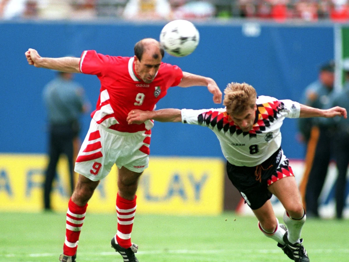 Yordan Lechkov scoring his iconic header as Bulgaria defeated Germany
